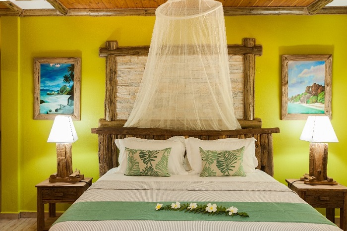 seychelles-booking-anse-severe-beach-villa-small-villa-room1  (©  Seychelles Booking)
