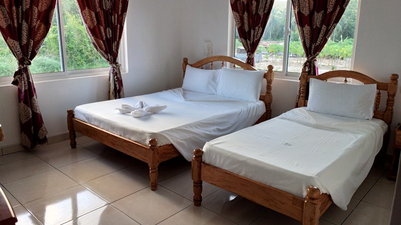 seychelles-praslin-casadani-luxury-appartement-room-2  (©  Seychelles Booking)
